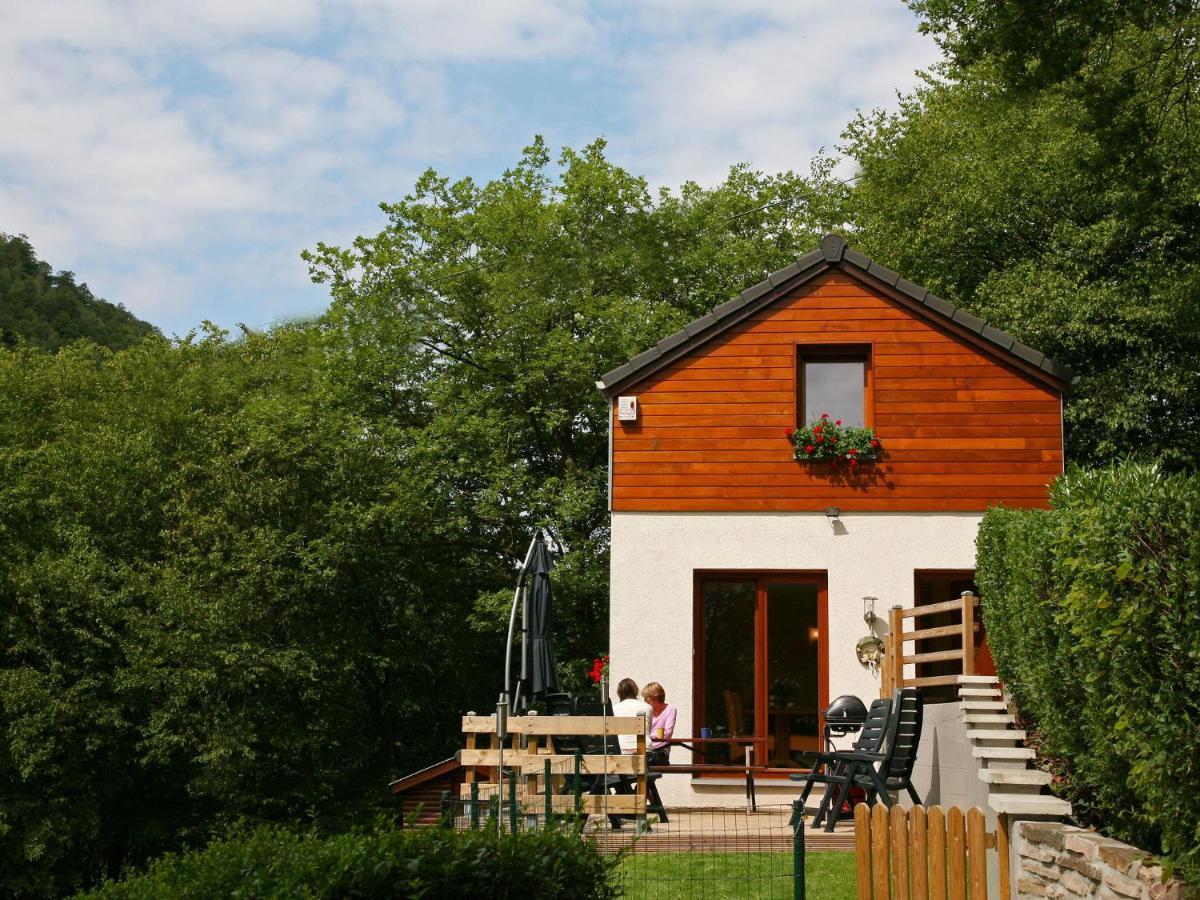 Cottage With A Terrace And A View Of The Valley Aywaille Exterior photo