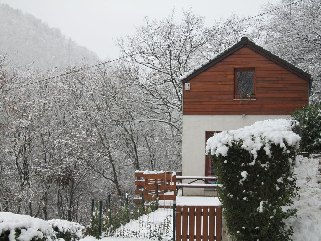 Cottage With A Terrace And A View Of The Valley Aywaille Exterior photo